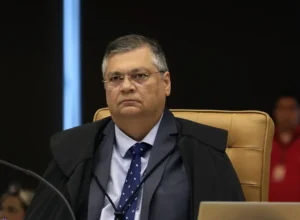 Flávio Dino envia à PGR lista de possíveis irregularidades nas emendas parlamentares