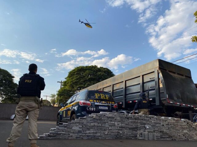 Polícia Rodoviária Federal apreende 463 Kg de cocaína em Dourados - MS